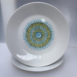 J&G Meakin Aztec Plates | Set of 2 Retro Studio Ironstone Dinnerware 1960s Sunburst Turquoise Green