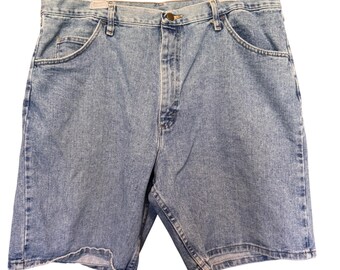 Wrangler heren relaxed fit denim jeansshort maat 40 lichtblauwe wassing baggy