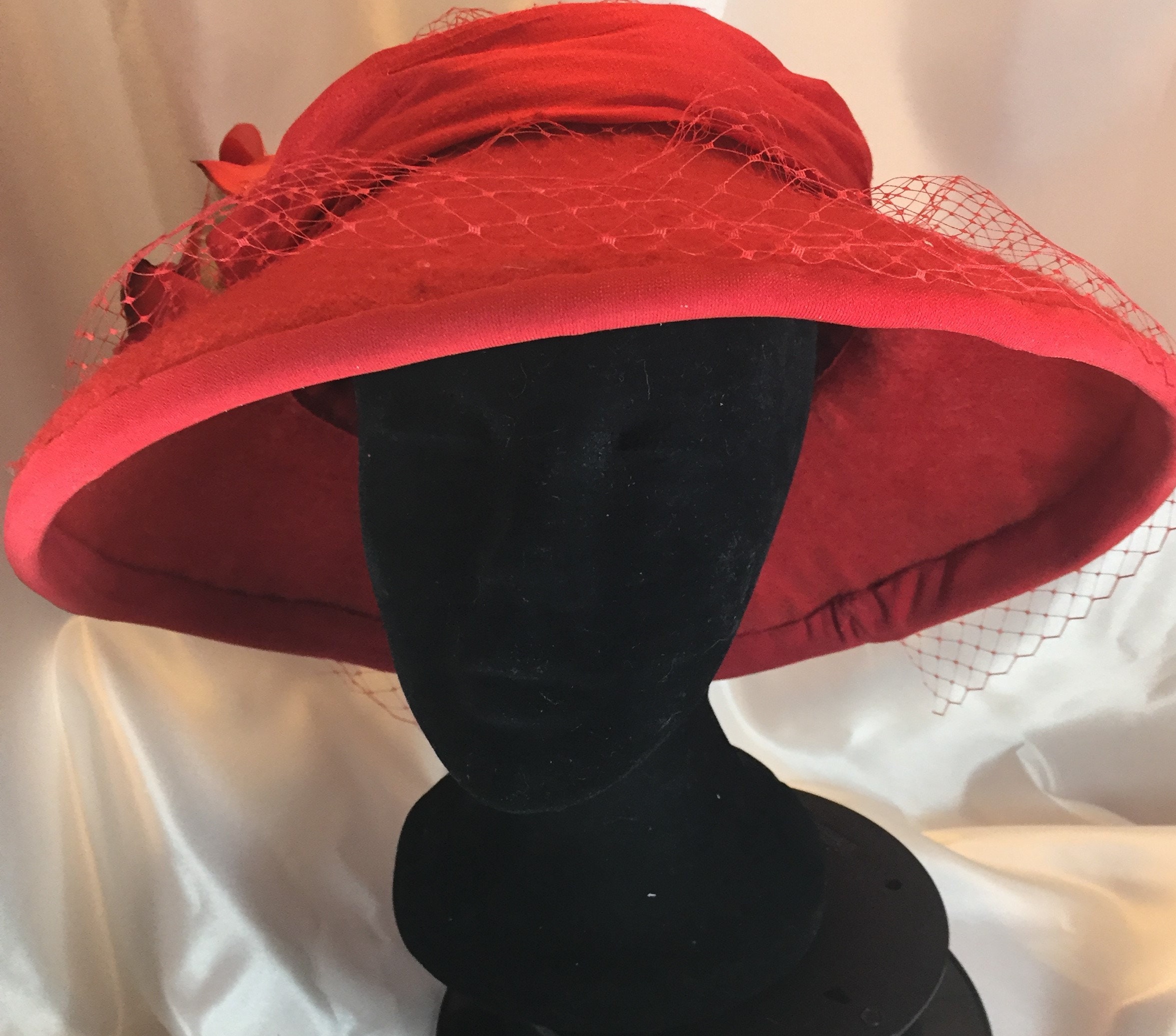 The Winifred Hat, Hat, Felt Hat, Red Hat, Remembrance Day Hat, Poppy Hat,  Red Veil Hat, Winter Hat, Formal Hat, Red Felt Hat - Etsy, image size:2353x2073