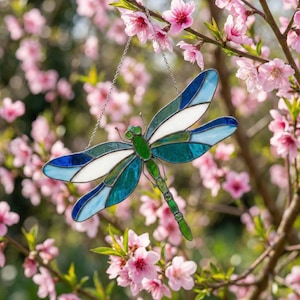 Attrape-soleil libellule en vitrail, cadeau commémoratif pour la perte d'une mère, véritable vitrail Tiffany à suspendre, décoration de jardin bleu turquoise