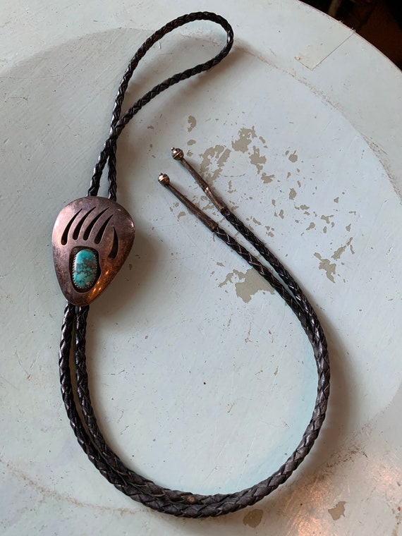 Vintage old pawn bolo