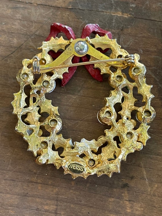 Vintage Weiss Christmas wreath brooch - image 3