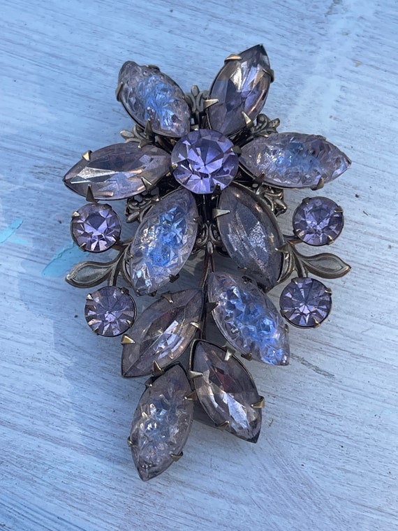 vintage 1950s lavender pink rhinestone brooch