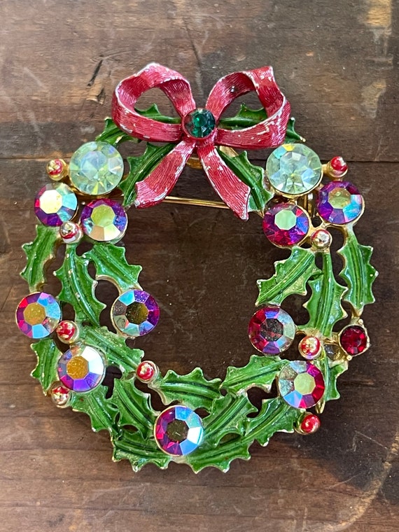 Vintage Weiss Christmas wreath brooch - image 1