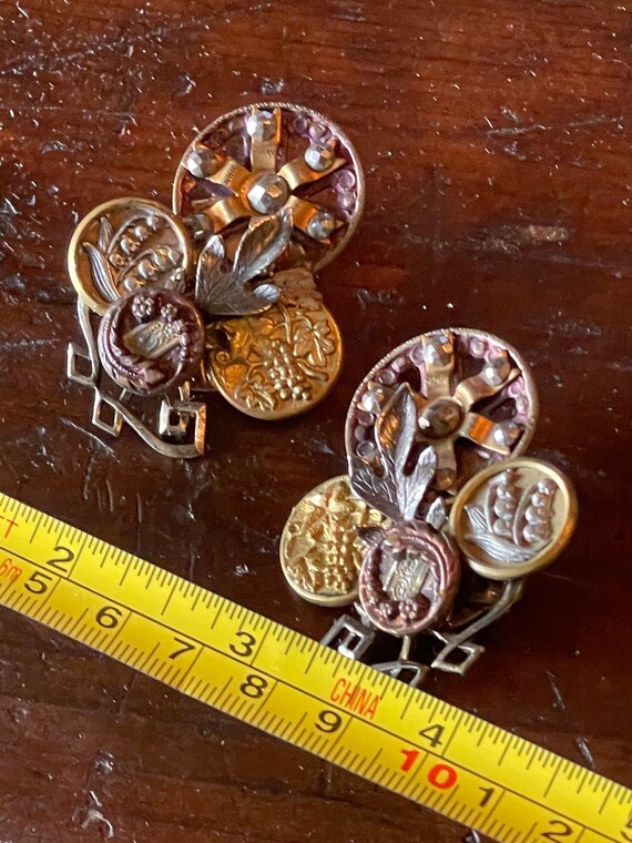 Antique handcrafted Victorian button earrings - image 4