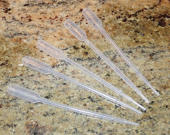 PIPETTE DROPPERS .5 ML Size | Disposable plastic droppers measuring tool for essential & fragrance oils