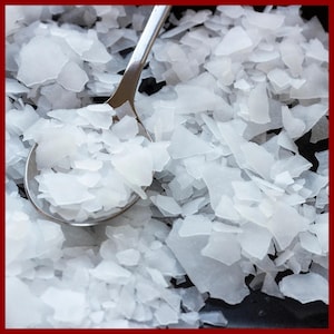 Magnesium Flakes: Dead Sea, Israel | Magnesium Chloride Healthy Spa Like Bath Soak | Make Magnesium Oil Spray | Add to Creams, Lotion, Salts