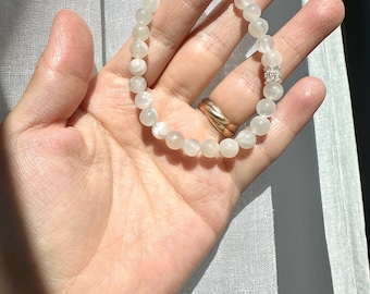 Natural White Moonstone Bracelet | Stone of New Beginning | Feminine Energy & Protection | Lunar Healing Crystal Beads | 2026 New Year Gifts