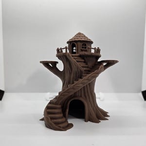 Fantasy Treehouse - Reptile Hide and Climb - Vertical engagement and enrichment
