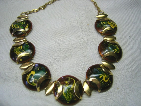 Vintage Art Deco Swirl Enamel Gold Tone Necklace - image 2