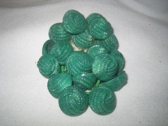 Vintage 1930s Green Celluloid Button Chain Brooch - image 2