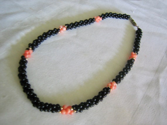 Vintage Angel Skin & Black Coral Beaded Necklace - image 4