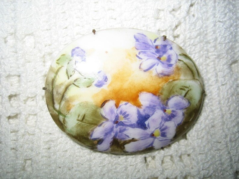 Vintage Hand Painted On Porcelain Violet Cameo Brooch