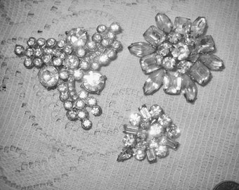 1940s Vintage lot of 3 Rhinestone Brooch