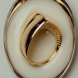 14K Solid Gold Geometric Ring | Diamond Shape, Thick Band