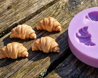 Moule en silicone pour mini-croissants, échelle 1:6, idéal pour la pâte polymère et la création de breloques en résine.