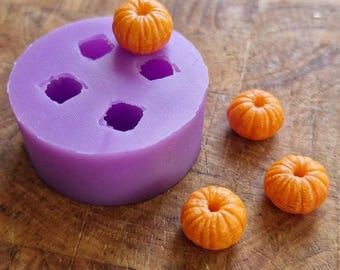 Moule miniature en silicone mandarine pelée, moule à fruits pour maison de poupée à l'échelle 1:6, moule en résine en argile polymère, moule miniature petit agrumes