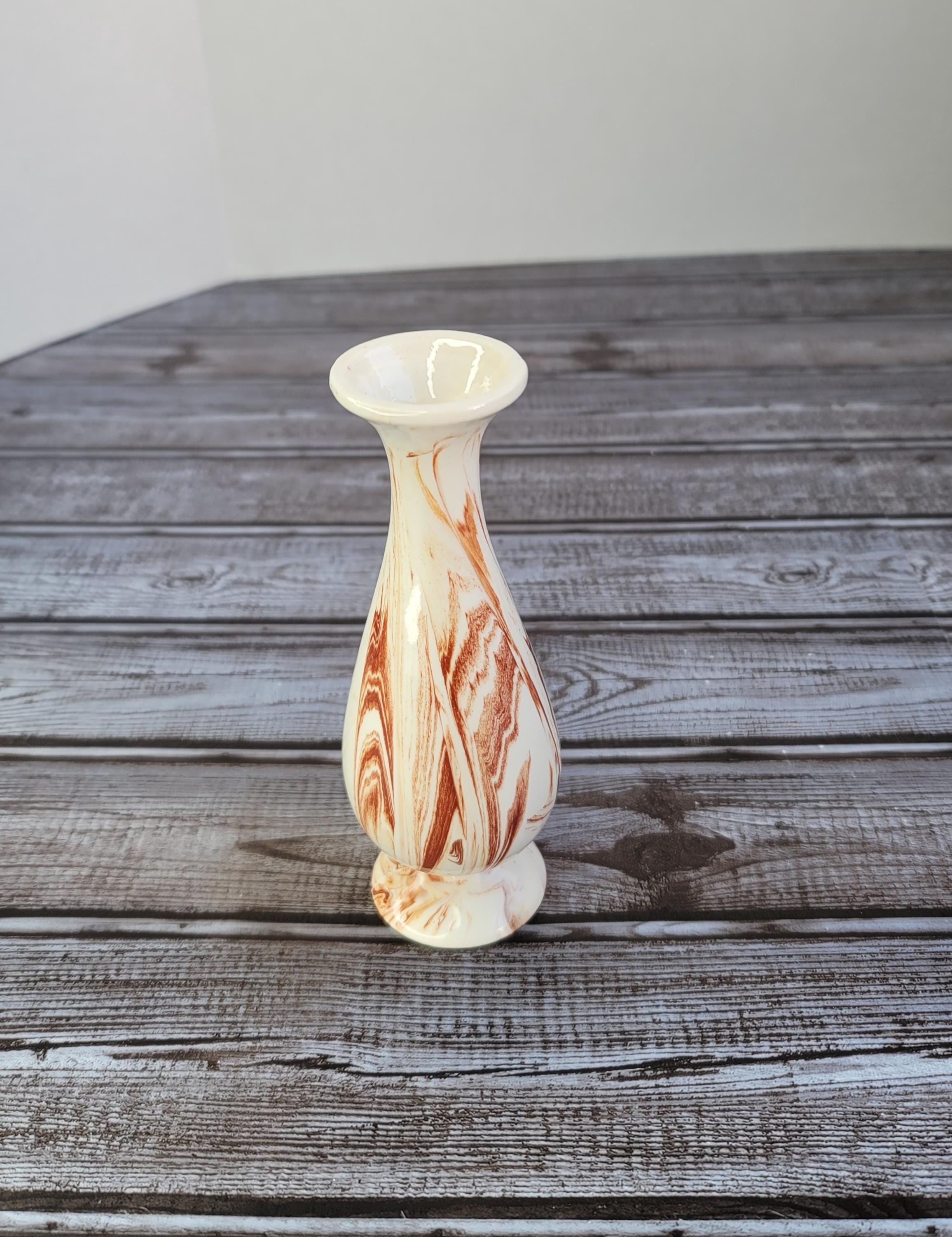 1976 Pottery Vase - Etsy