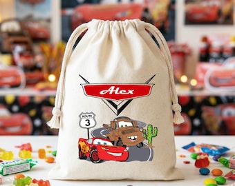 Personalisierte Autos Geburtstag Party Favor Bag Benutzerdefinierter Name Baumwolle Leckerei Beutel Blitz McQueen Thema Geschenk Sack Boy Racing Feier Tasche