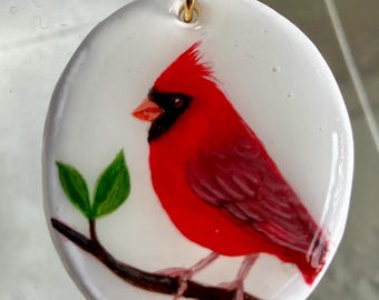 Collier pendentif cardinal peint à la main, un article unique, art portable unique, peinture d'oiseau miniature, jolis bijoux faits main