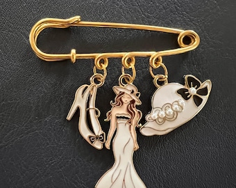 Broche épingle à nourrice dorée - breloques chaussures, femme et chapeau en or et émail - fait main