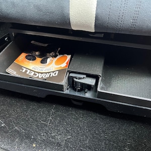 Cassetto portaoggetti sotto il sedile Fisker Ocean – Organizer nascosto sotto il sedile – Soluzione di stoccaggio EV su misura – Accessorio stampato in 3D