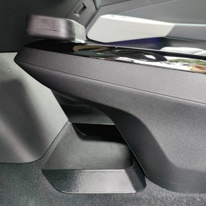 VW ID.4用センターコンソール下収納トレイ（2021年～2026年モデル対応）