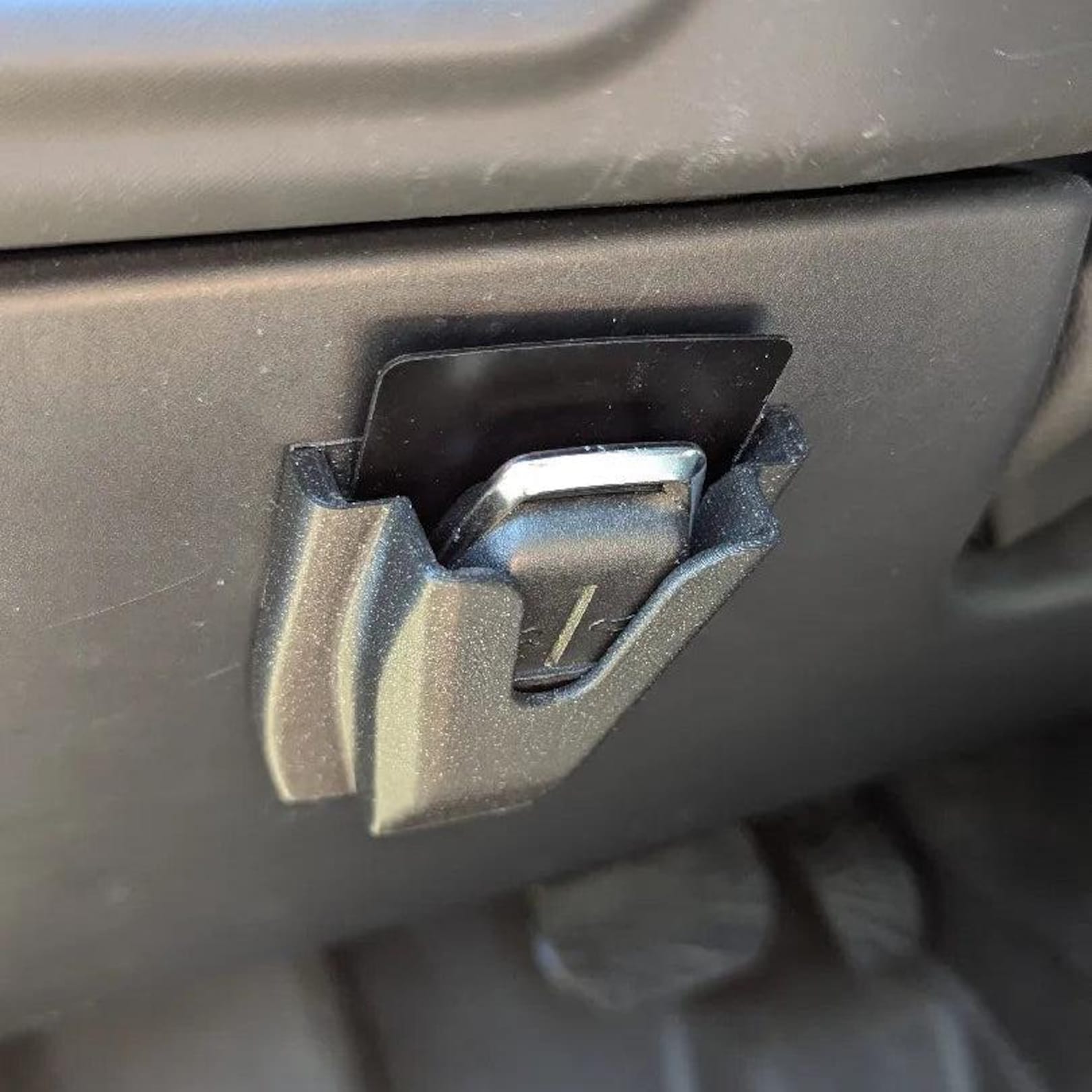 Key Rings Fisker Fisker Ocean Key Card Mount | NFC Key Holder | 3D Printed Fix for No ...