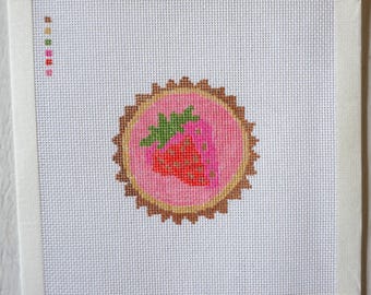 Tartaleta de Fresa Pequeña - Lienzo de Bordado Pintado a Mano, Kit de Bordado