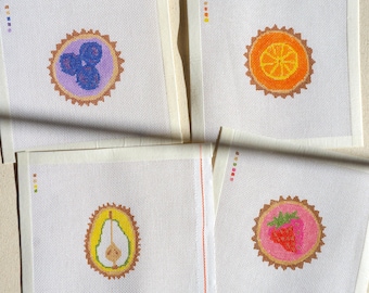 4 Sets von kleinen Törtchen - Handbemalte Nadelspitze Leinwand