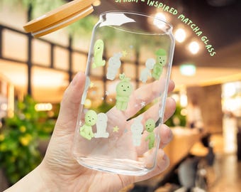 Matcha Glass Cup 16oz - Smiski Inspired  | Bamboo Lid & Straw – Kawaii Japanese Aesthetic Drinkware Gift for Matcha Lovers