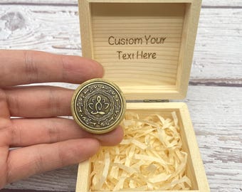 Fidget Spinner de latón macizo con forma de loto, juguete de meditación portátil con ocho símbolos, caja grabada opcional, regalo de mindfulness para él.