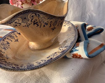 Panier Clarissa- Soupière Jumièges et saucière Creil & Montereau