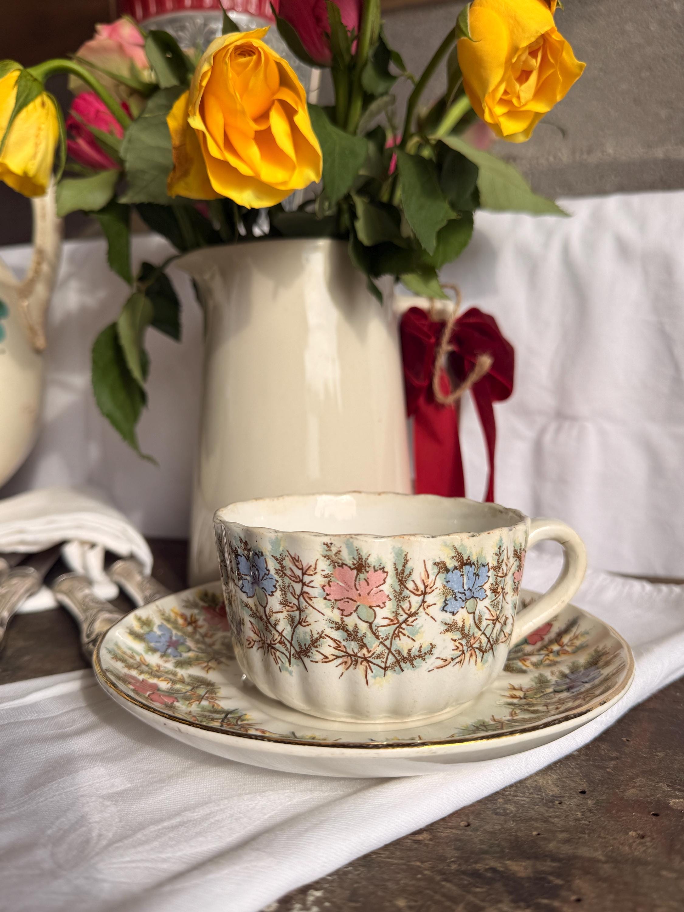 Sarreguemines teacup - Etsy 日本