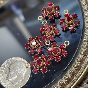 Flor de diamantes de imitación rojos Swarovski de 10 mm, lote de 6