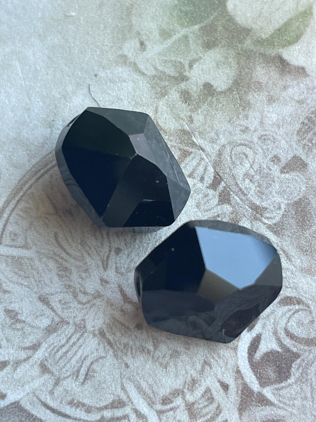 Swarovski 5523 Cosmic Crystal Jet Black Bead Element - Etsy