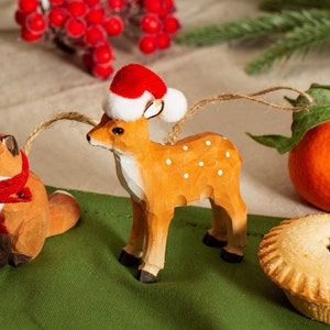 Deer With Christmas Hat Shaped Bauble Wooden Christmas Decoration Hanging For Xmas Tree Ornament Novelty Gift Stocking Stuffer