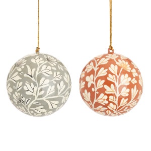 Set of 2 Grey and Orange Flower Kashmiri Papier Mache Baubles Paper Christmas Decoration Hanging Xmas Ornament Novelty Gift