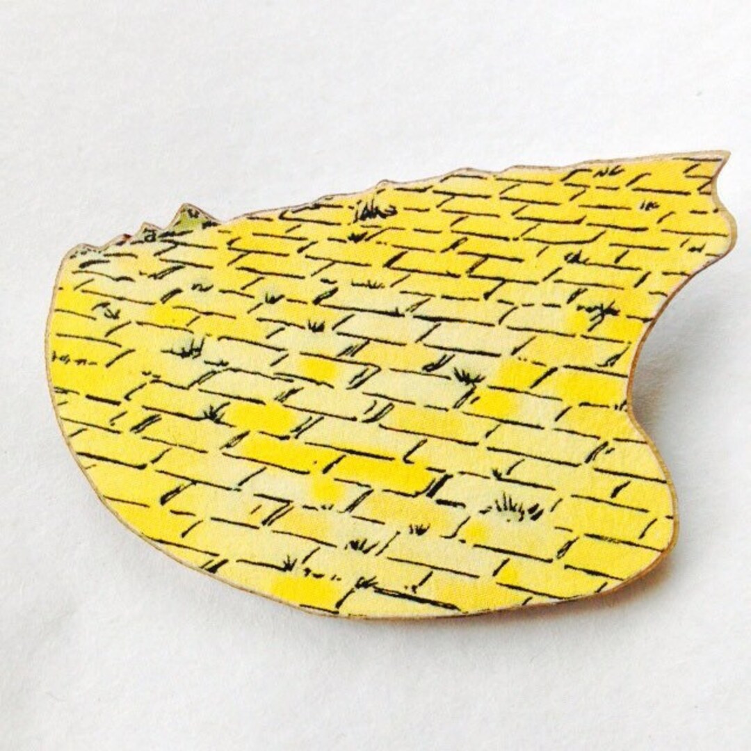 Yellow Brick Road From the Wizard of Oz Wooden Brooch Pin Badge