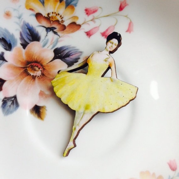 Yellow Dress Victorian Ballerina Ballerina Dancer Fashion Model for Girls Birthday Party Princess Parties Gift Present Stocking Filler