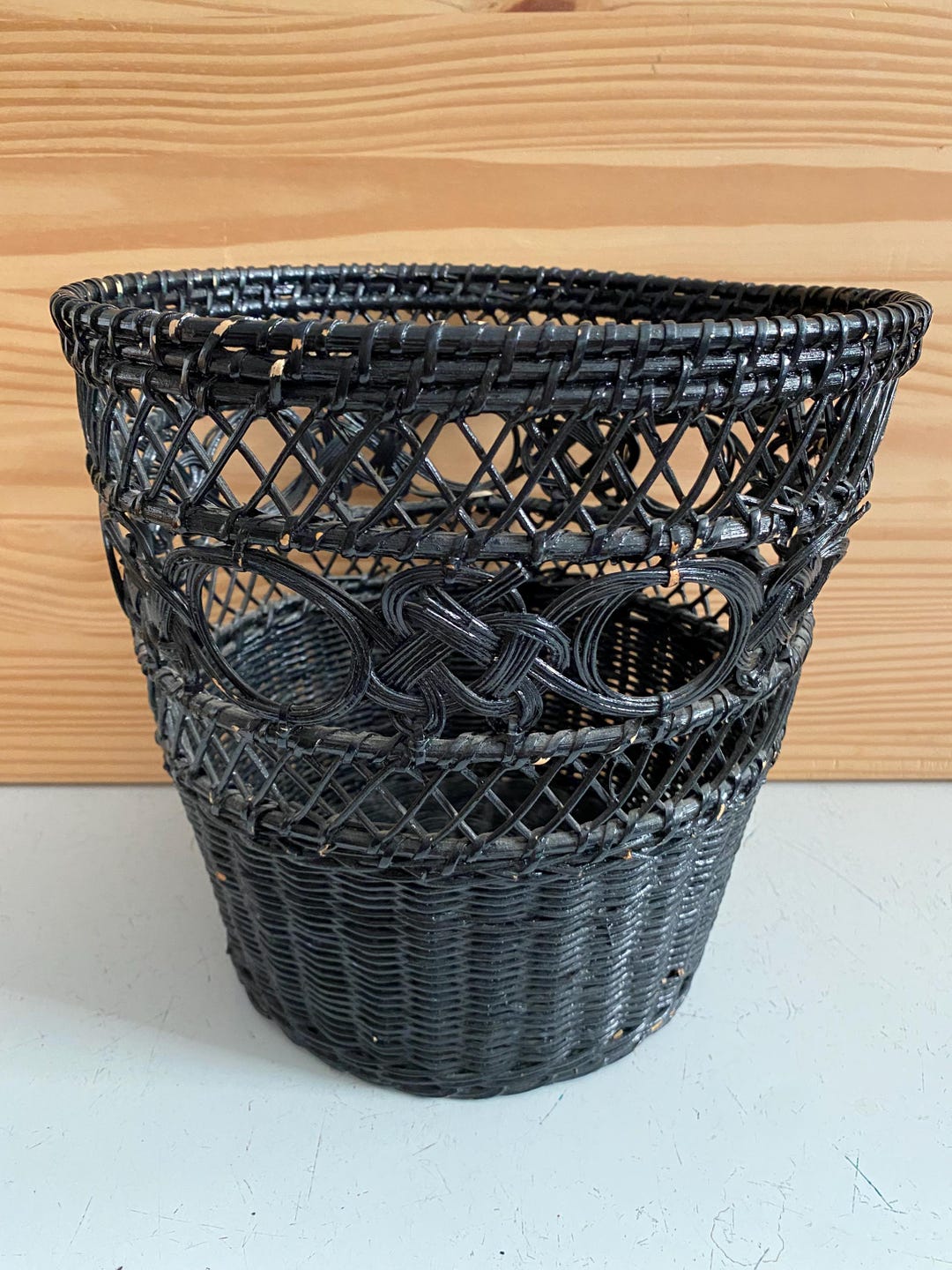 Vintage Wicker Waste Basket Bathroom Trash Black Round Farmhouse ...