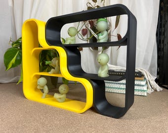 Wavy Shelf Bundle: Smiski & Mini-Figures Display - 3D Printed Decoration (Full Depth and Half-Depth Version)
