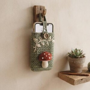 Handmade Woodland Phone Pouch, Cottagecore Crochet Mobile Cover, Forest Nature Phone Sleeve image 2