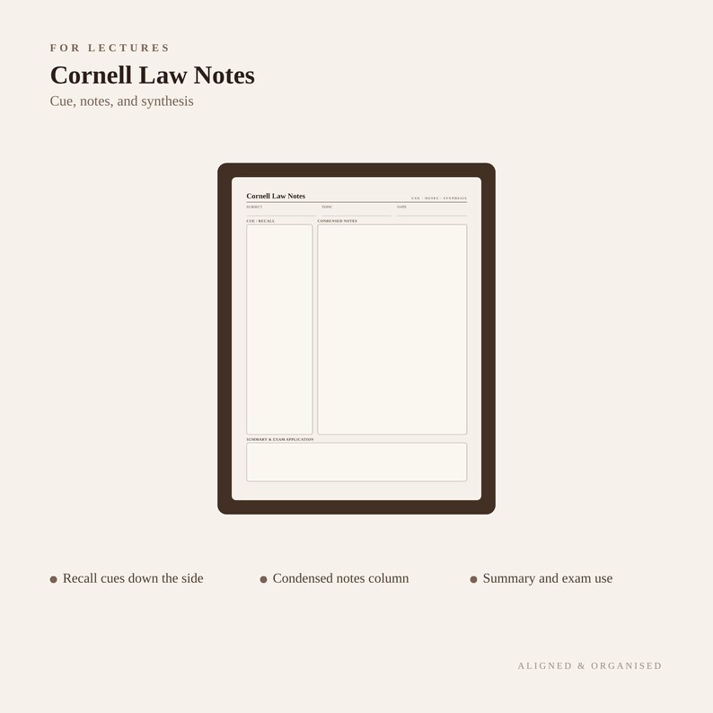 Op de afbeelding: Een Cornell Law Notes sjabloon met een donkerbruine rand op een lichte achtergrond. De pagina bevat secties voor onderwerp, datum, trefwoorden, samengevatte notities en een vak voor samenvattingen. Tekst: "FOR LECTURES", "Cornell Law Notes", "Cue, notes, and synthesis" en "ALIGNED & ORGANISED".