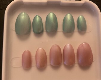 Green And Pink Kateye Set