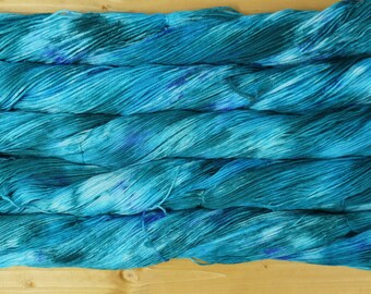 DYED TO ORDER Superwash Merino Wool Yarn Double Knit Sport Sock 100g 3.5oz - Blue Apatite