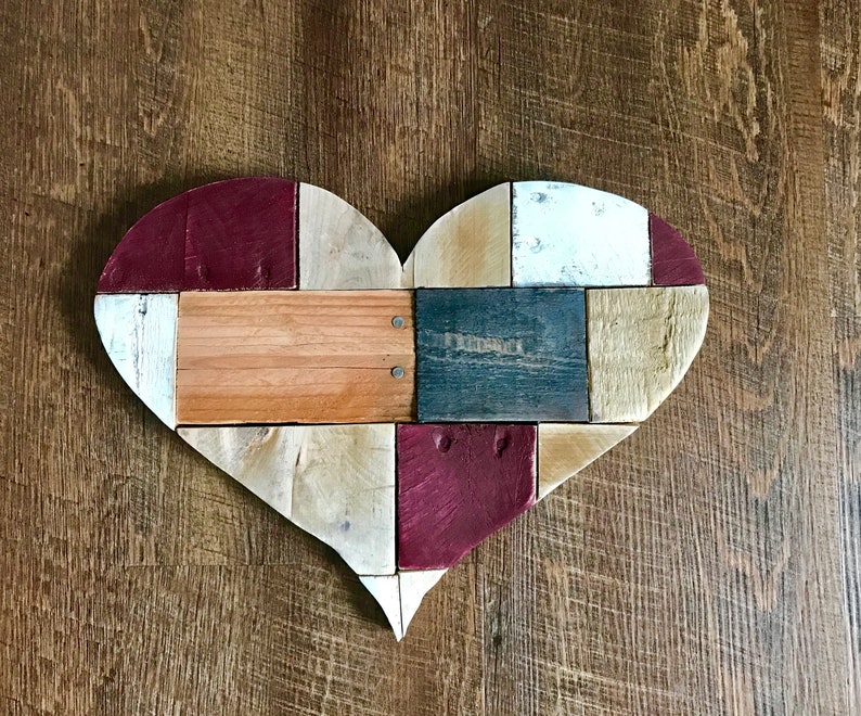 Patchwork Style Happy Valentine S Day Reclaimed Wood Rustic Modern Farmhouse Decor Wooden Heart Wall Hanging With A Touch Of Burdy Dexis Iberica Home Living Hangings - Heart Wall Decor Wood