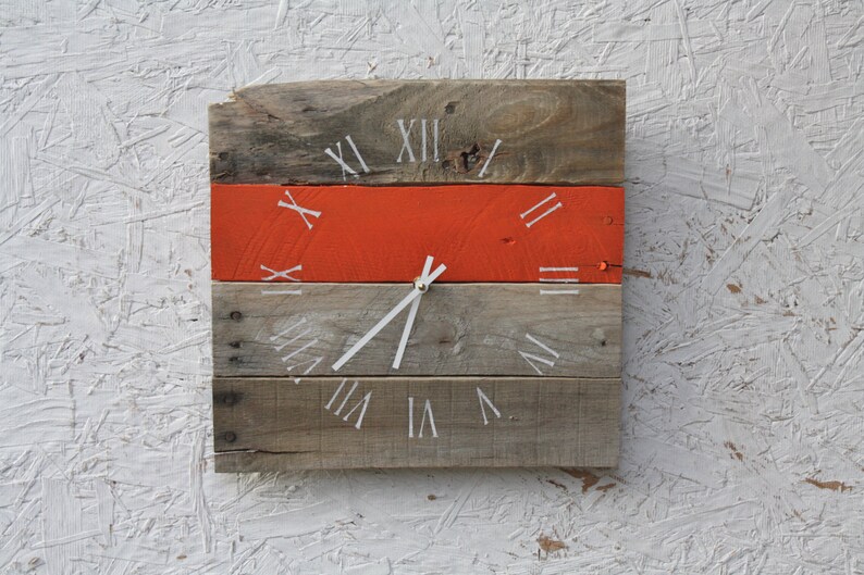 Reclaimed Wood Wall Clock RUSTIC yet Modern Pallet Wood Clock Etsy