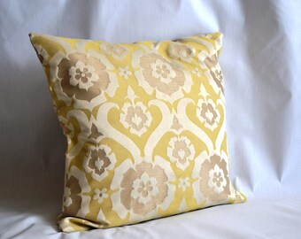 Throw Pillow Cover, 20 by 20 inch, Jacquard in Chamomile