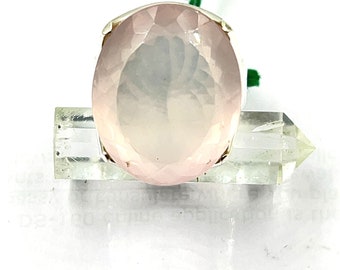 Pink Rose Quartz Ring in  Solid 92.5 Sterling Silver Size Us 7